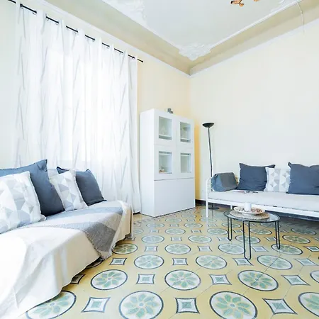 Casa Marina: A Due Passi Dal Mare 아파트 레반토