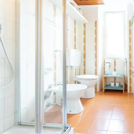 Casa Marina: A Due Passi Dal Mare Apartment *